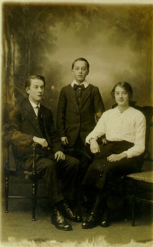 Sepia photograph of Egbert, Marion and Joseph Dyson